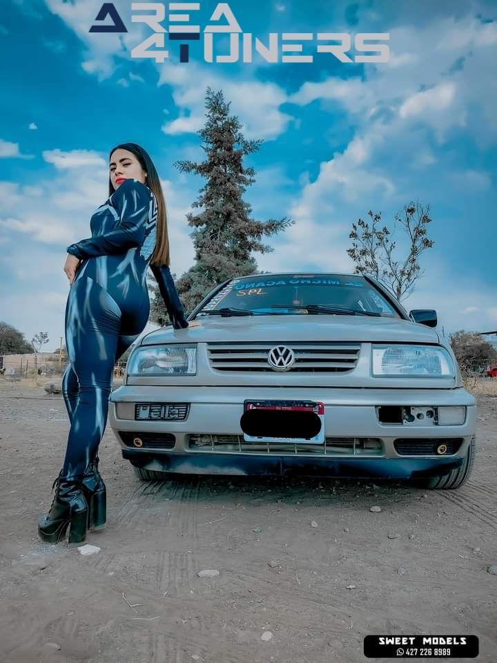 Car Show Barrio De La Cruz
Imagen del reportaje de la revista Tuning Area4tuners.es, de la concentración de coches Tuning del año 2024 en San Juan Del Río, Querétaro, México