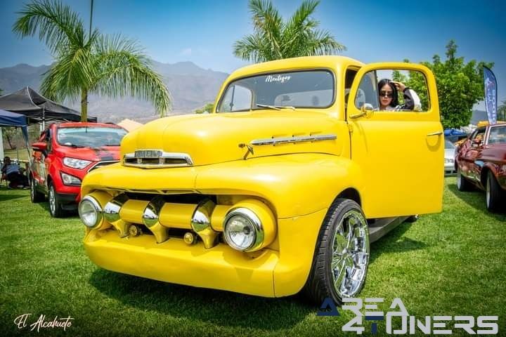 Malifest 2024
Imagen del reportaje de la revista Tuning Area4tuners.es, de la concentración de coches Tuning del año 2024 en Malinalco, México