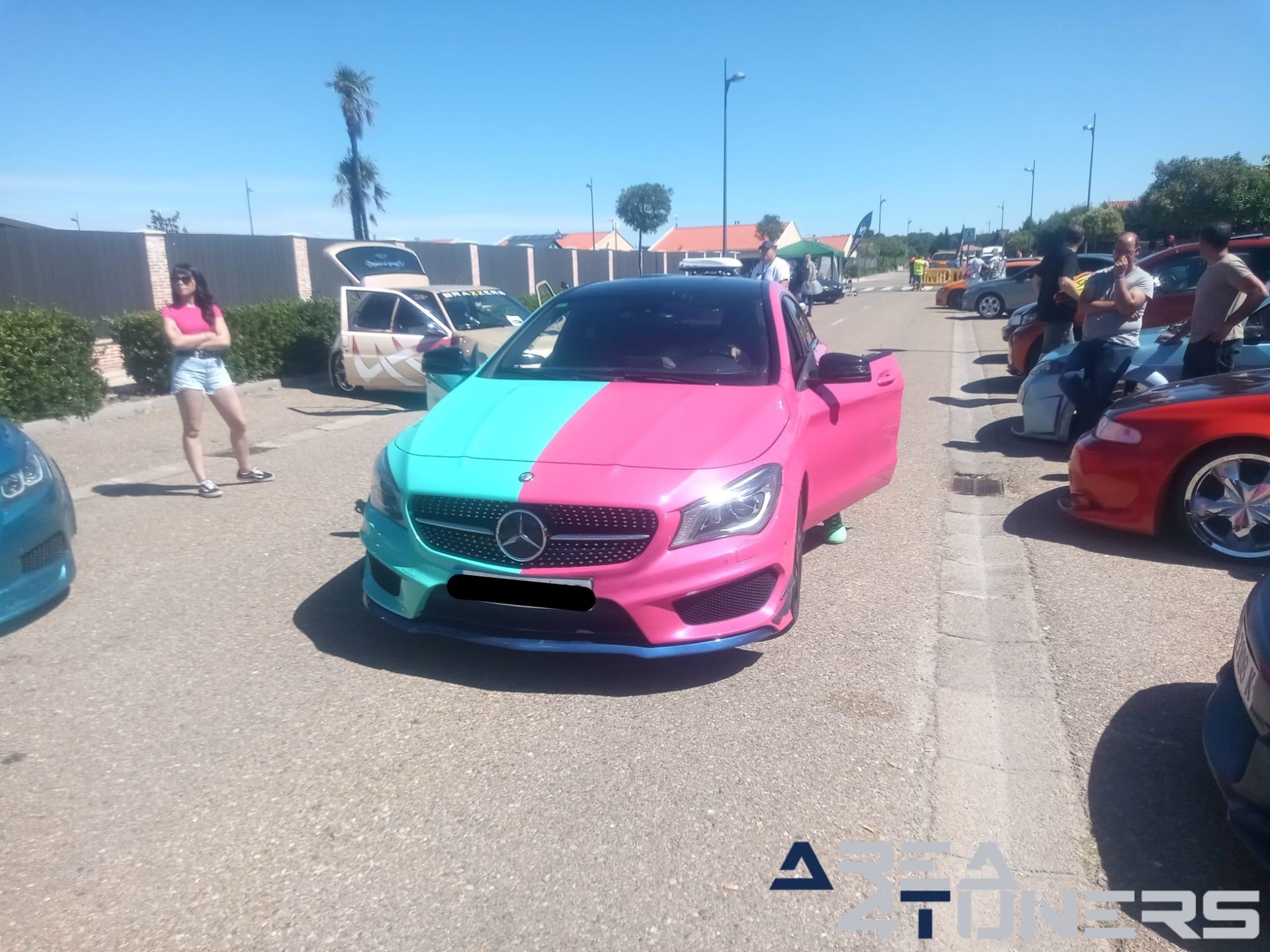 Aldeamayor Tuning Show
Imagen del reportaje de la revista Tuning Area4tuners.es, de la concentración de coches Tuning del año 2024 en Aldeamayor De San Martín, Valladolid, España.