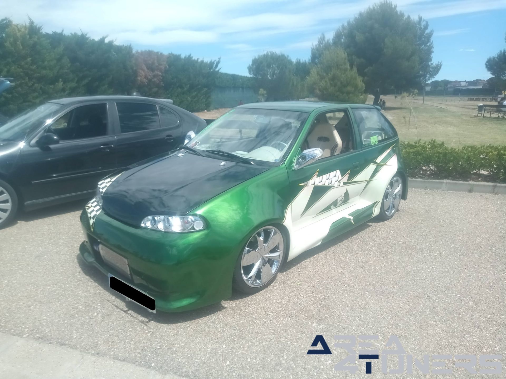 Aldeamayor Tuning Show
Imagen del reportaje de la revista Tuning Area4tuners.es, de la concentración de coches Tuning del año 2024 en Aldeamayor De San Martín, Valladolid, España.