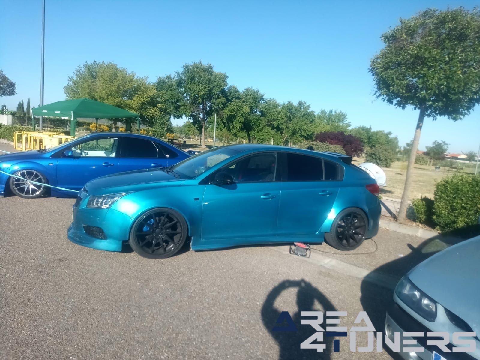 Aldeamayor Tuning Show
Imagen del reportaje de la revista Tuning Area4tuners.es, de la concentración de coches Tuning del año 2024 en Aldeamayor De San Martín, Valladolid, España.