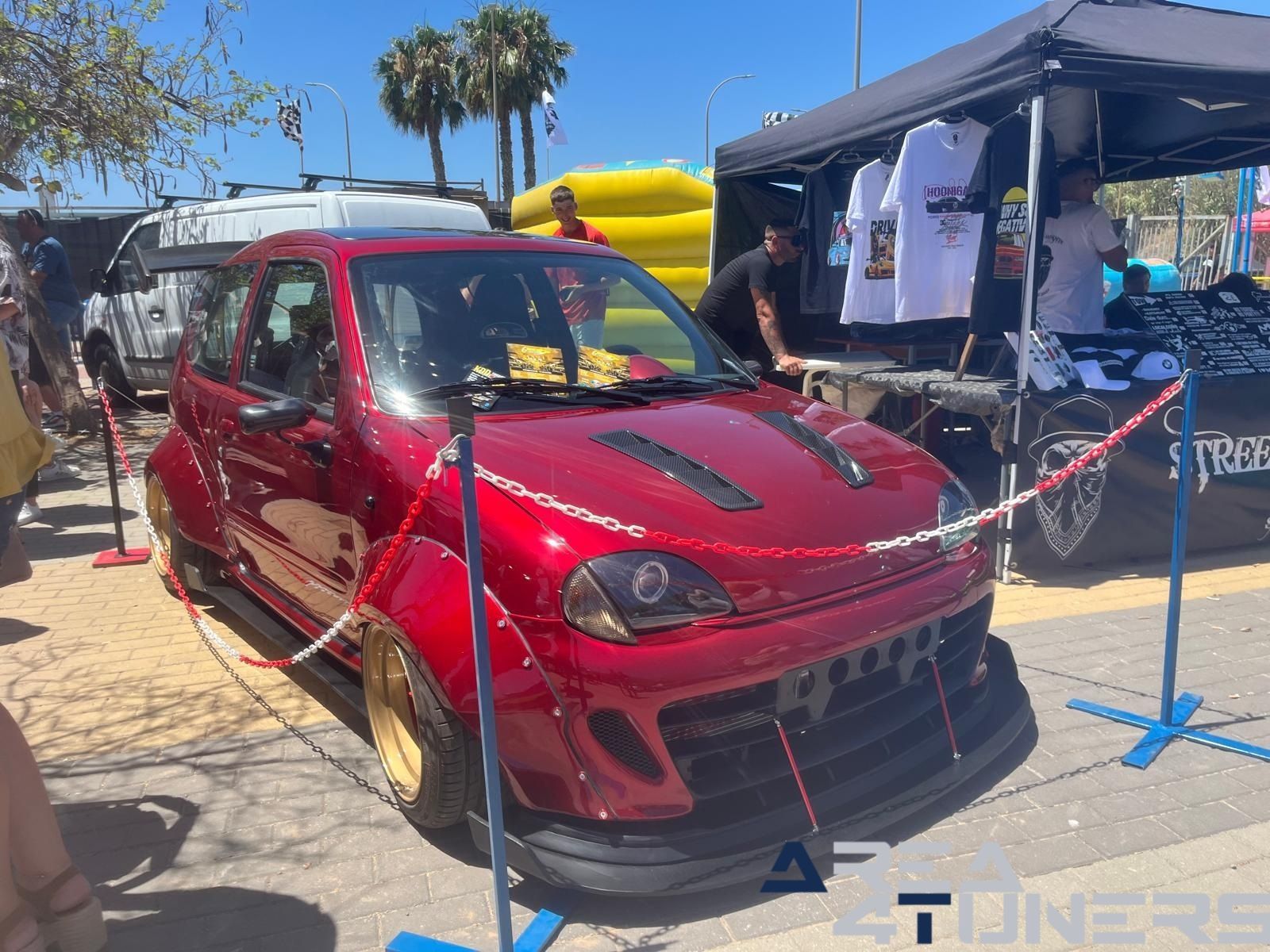 9º Aniversario Motorfest Motríl
Imagen del reportaje de la revista Tuning Area4tuners.es, de la concentración de coches Tuning del año 2024 en Motríl, Granada, España
