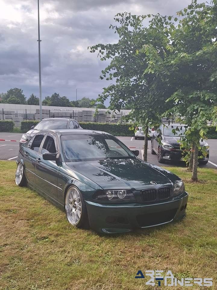 Adventure Tuning Night 12 Komen
Imagen del reportaje de la revista Tuning Area4tuners.es, de la concentración de coches Tuning del año 2024 en Comines-Warneton, Bélgica