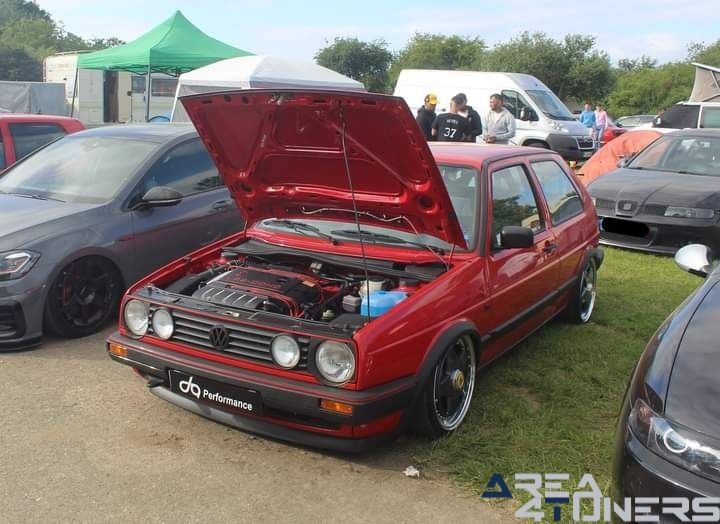 VW Days 2k24
Imagen del reportaje de la revista Tuning Area4tuners.es, de la concentración de coches Tuning del año 2024 en Seraucourt Le Grand, Francia