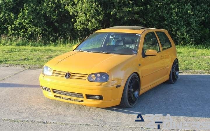 VW Days 2k24
Imagen del reportaje de la revista Tuning Area4tuners.es, de la concentración de coches Tuning del año 2024 en Seraucourt Le Grand, Francia