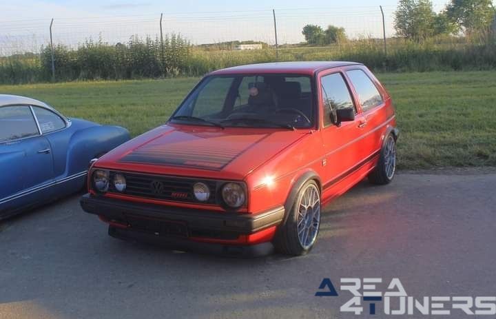 VW Days 2k24
Imagen del reportaje de la revista Tuning Area4tuners.es, de la concentración de coches Tuning del año 2024 en Seraucourt Le Grand, Francia