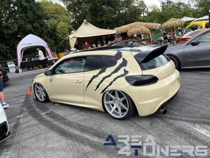Raduno Baita Di Lago
Imagen del reportaje de la revista Tuning Area4tuners.es, de la concentración de coches Tuning del año 2024 en Baita Di Lago, Italia.