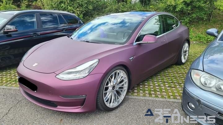 Spendentreff By Street Passion 5.0
Imagen del reportaje de la revista Tuning Area4tuners.es, de la concentración de coches Tuning del año 2024 en Strümpfelbruhnn, Alemania