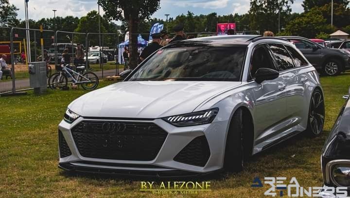 Dala Sportbildfestival
Imagen del reportaje de la revista Tuning Area4tuners.es, de la concentración de coches Tuning del año 2024 en Dala, Suecia