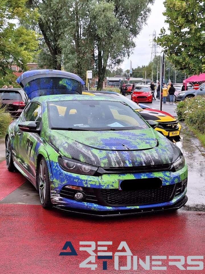 Free Drivers Crew 2024
Imagen del reportaje de la revista Tuning Area4tuners.es, de la concentración de coches Tuning del año 2024 en Zwevegem, Bélgica