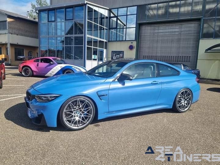 Street Kings 2k24
Imagen del reportaje de la revista Tuning Area4tuners.es, de la concentración de coches Tuning del año 2024 en Clare De Mersch, Luxemburgo