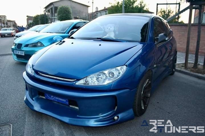 Expo Motori Festa Del Pane Loreo
Imagen del reportaje de la revista Tuning Area4tuners.es, de la concentración de coches Tuning del año 2024 en Loreo, Italia