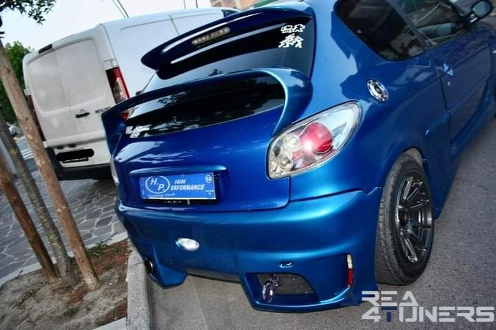 Expo Motori Festa Del Pane Loreo
Imagen del reportaje de la revista Tuning Area4tuners.es, de la concentración de coches Tuning del año 2024 en Loreo, Italia