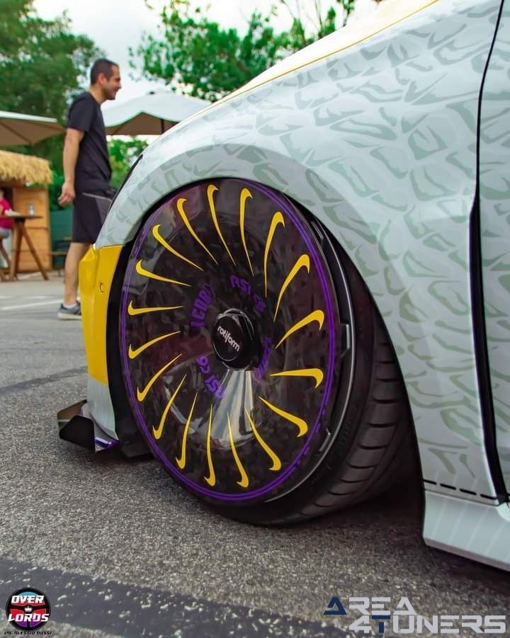 3 The Low Meet Village
Imagen del reportaje de la revista Tuning Area4tuners.es, de la concentración de coches Tuning del año 2024 en Casteblanco Veneto, Italia