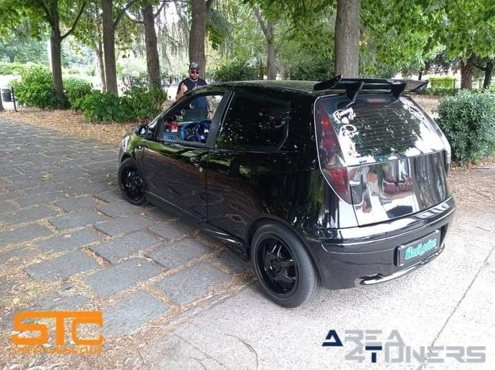 4 Tappa Street Tuning Club
Imagen del reportaje de la revista Tuning Area4tuners.es, de la concentración de coches Tuning del año 2024 en Citta Di Pedara, Italia