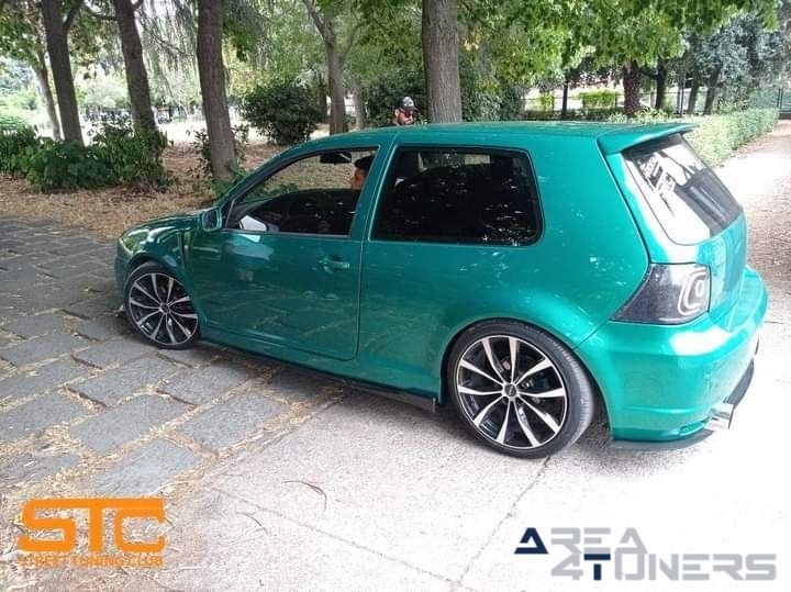 4 Tappa Street Tuning Club
Imagen del reportaje de la revista Tuning Area4tuners.es, de la concentración de coches Tuning del año 2024 en Citta Di Pedara, Italia