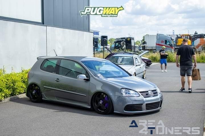 Vag Nation Reloaded
Imagen del reportaje de la revista Tuning Area4tuners.es, de la concentración de coches Tuning del año 2024 en Zele, Bélgica