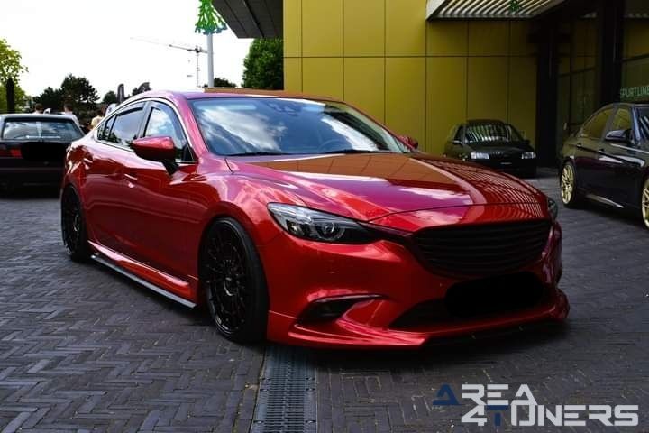 Scrwd 2
Imagen del reportaje de la revista Tuning Area4tuners.es, de la concentración de coches Tuning del año 2024 en Waregem, Bélgica