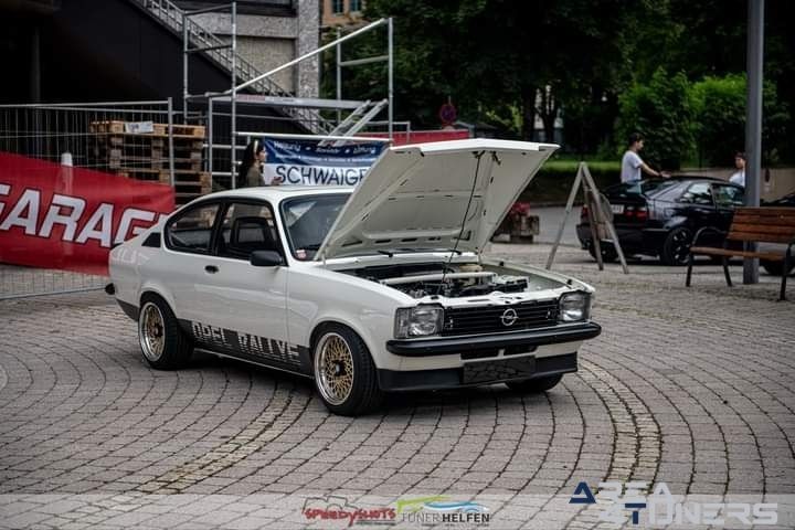 Cult Parade 2024
Imagen del reportaje de la revista Tuning Area4tuners.es, de la concentración de coches Tuning del año 2024 en Saint Johann Im Pongau, Austria