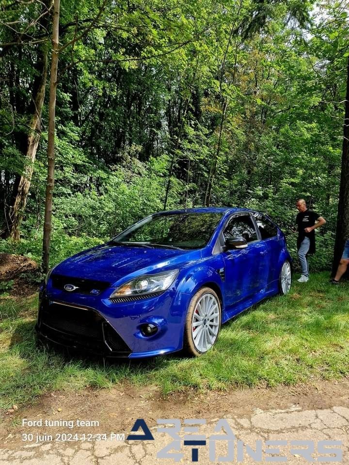 Shine The Castle 2.0
Imagen del reportaje de la revista Tuning Area4tuners.es, de la concentración de coches Tuning del año 2024 en Aarschot, Bélgica