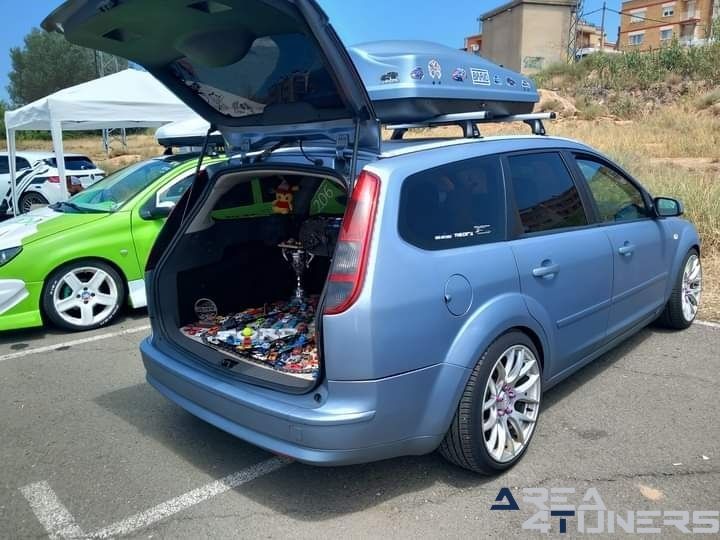 3a Concentración Tuning LLeida
Imagen del reportaje de la revista Tuning Area4tuners.es, de la concentración de coches Tuning del año 2024 en Lérida capital, España