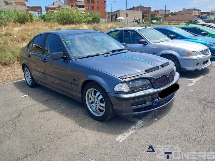 3a Concentración Tuning LLeida
Imagen del reportaje de la revista Tuning Area4tuners.es, de la concentración de coches Tuning del año 2024 en Lérida capital, España