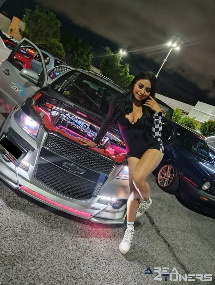 Elegance And Strenght
Imagen del reportaje de la revista Tuning Area4tuners.es, de la concentración de coches Tuning del año 2024 en Soriana Consulado, México D.F.