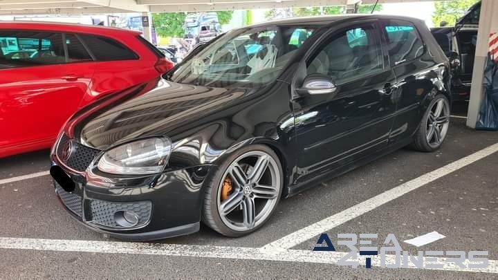 Selgros Cash And Carry
Imagen del reportaje de la revista Tuning Area4tuners.es, de la concentración de coches Tuning del año 2024 en Weiskirchen, Alemania