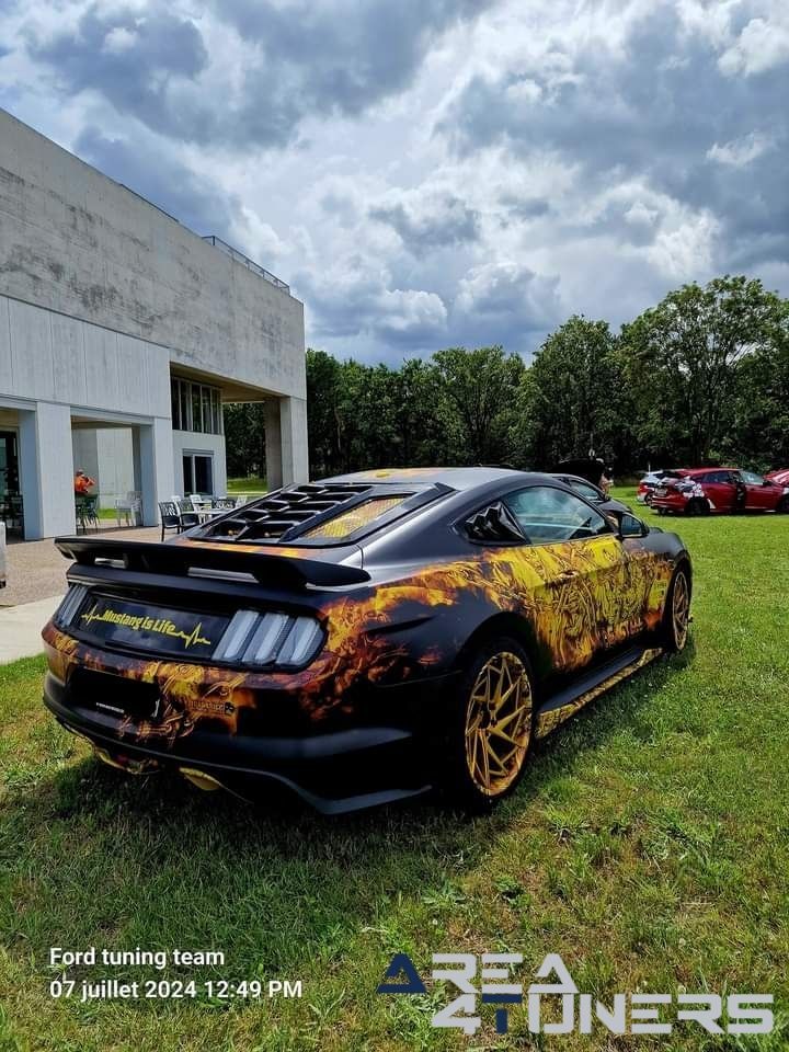 Vzw Passion For Cars
Imagen del reportaje de la revista Tuning Area4tuners.es, de la concentración de coches Tuning del año 2024 en Zondag, Holanda