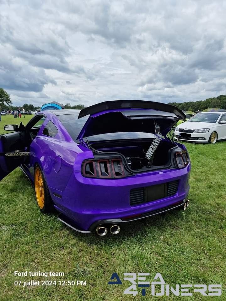 Vzw Passion For Cars
Imagen del reportaje de la revista Tuning Area4tuners.es, de la concentración de coches Tuning del año 2024 en Zondag, Holanda