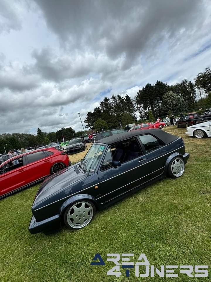 Drop Nation Lake Edition
Imagen del reportaje de la revista Tuning Area4tuners.es, de la concentración de coches Tuning del año 2024 en Chapelle Lez Herlaimont, Bélgica