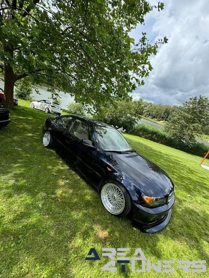 Drop Nation Lake Edition
Imagen del reportaje de la revista Tuning Area4tuners.es, de la concentración de coches Tuning del año 2024 en Chapelle Lez Herlaimont, Bélgica