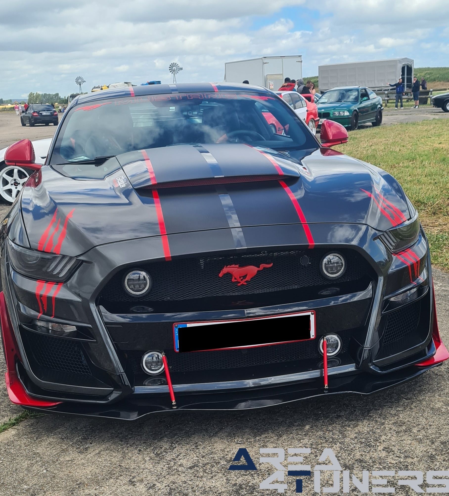 Eolys Motorshow
Imagen del reportaje de la revista Tuning Area4tuners.es, de la concentración de coches Tuning del año 2024 en Lestrem, Francia