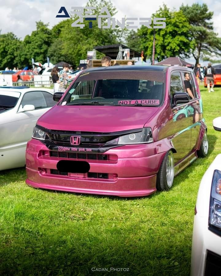 The Reunion
Imagen del reportaje de la revista Tuning Area4tuners.es, de la concentración de coches Tuning del año 2024 en Staffordshire, Inglaterra