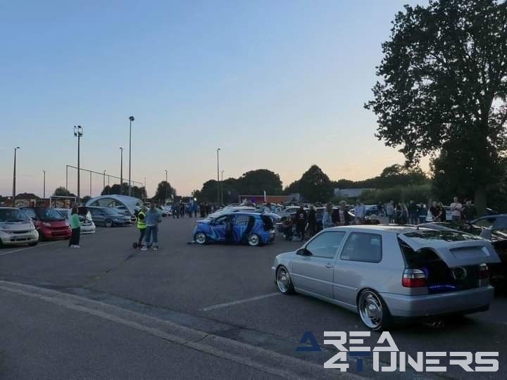 The Untouchables Tuning Night 15
Imagen del reportaje de la revista Tuning Area4tuners.es, de la concentración de coches Tuning del año 2024 en Meeuwen, Bélgica