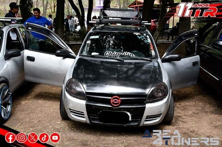 6º Aniversario Autoclub Tlaxcala
Imagen del reportaje de la revista Tuning Area4tuners.es, de la concentración de coches Tuning del año 2024 en Tlaxcala, México.