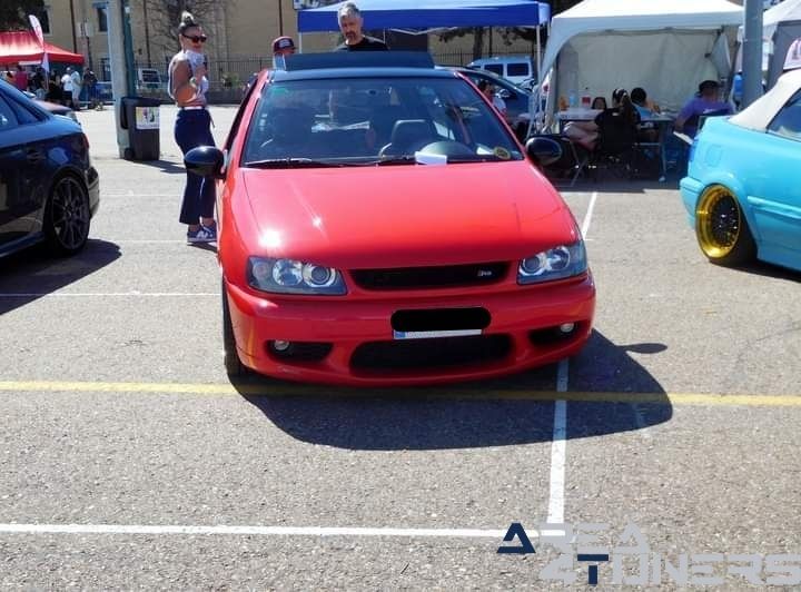 9º Little Garage Tuning Show
Imagen del reportaje de la revista Tuning Area4tuners.es, de la concentración de coches Tuning del año 2024 en Palencia capital, España