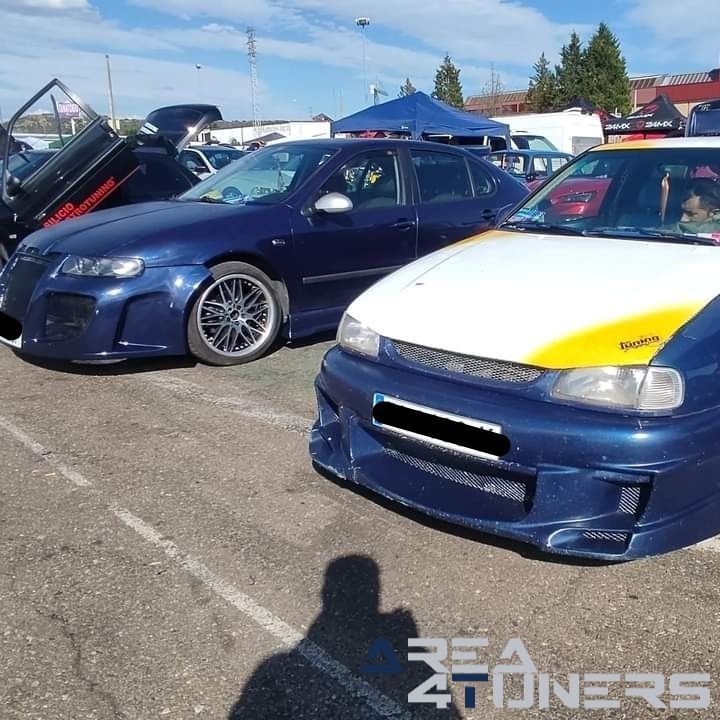 9º Little Garage Tuning Show
Imagen del reportaje de la revista Tuning Area4tuners.es, de la concentración de coches Tuning del año 2024 en Palencia capital, España