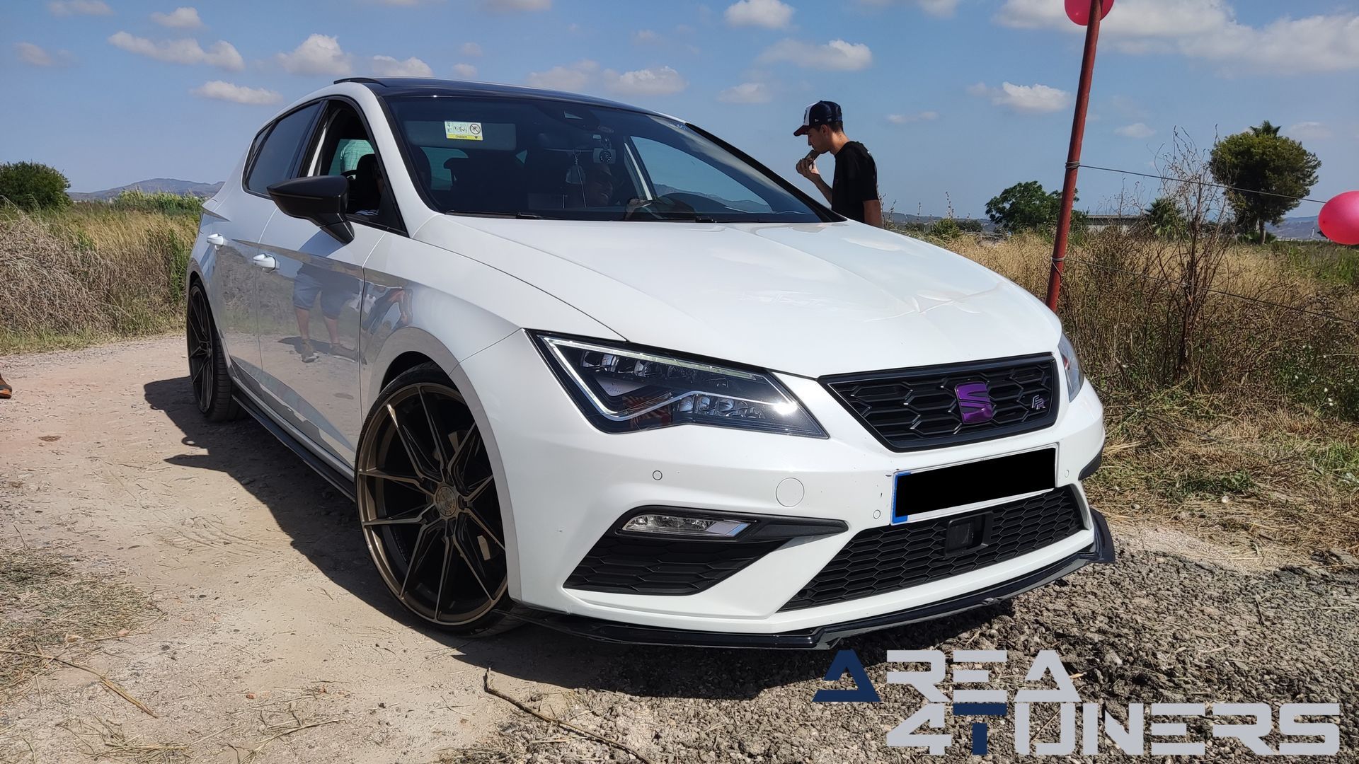 Japan Meet Special Levante And Friends 2024
Imagen del reportaje de la revista Tuning Area4tuners.es, de la concentración de coches Tuning del año 2024 en Puzol, Valencia, España.