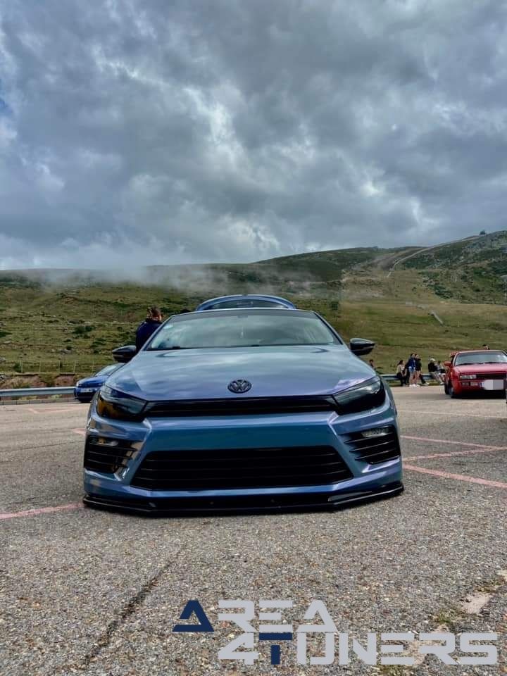 Ride And Roll España
Imagen del reportaje de la revista Tuning Area4tuners.es, de la concentración de coches Tuning del año 2024 en Alto Campoo, Cantabria, España