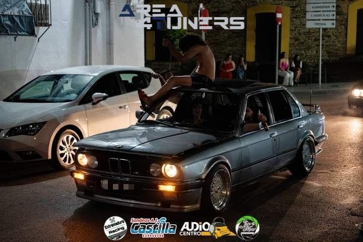 10º Lujuria Culture Custom
Imagen del reportaje de la revista Tuning Area4tuners.es, de la concentración de coches Tuning del año 2024 en La Codosera, Badajoz, España