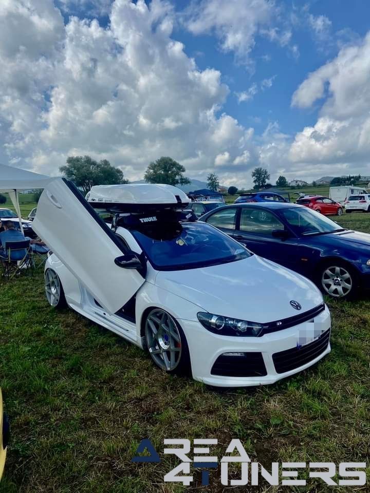 1er Festival Tuning Penagos
Imagen del reportaje de la revista Tuning Area4tuners.es, de la concentración de coches Tuning del año 2024 en Penagos, Cantabria, España