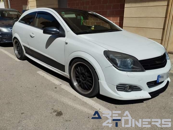 1a Concentración Tuning La Aparecida
Imagen del reportaje de la revista Tuning Area4tuners.es, de la concentración de coches Tuning del año 2024 en La Aparecida, Alicante, España