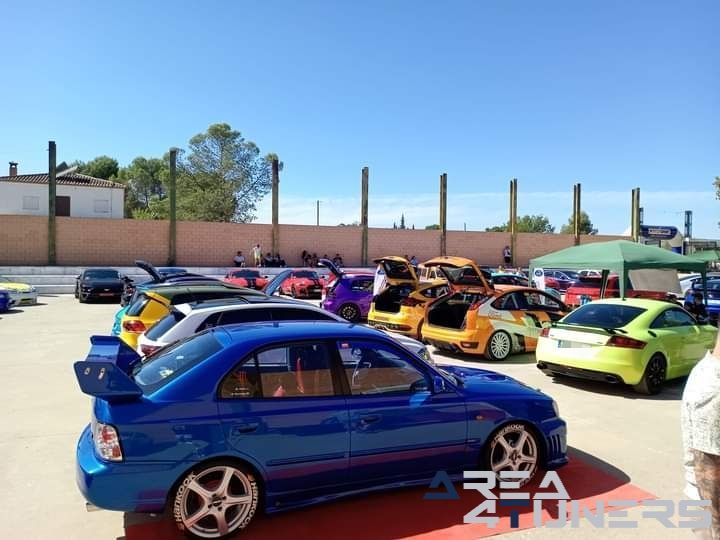 6º Roca Tuning
Imagen del reportaje de la revista Tuning Area4tuners.es, de la concentración de coches Tuning del año 2024 en Sétenil De Bodegas, Cádiz, España
