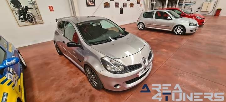 Cars And Culture
Imagen del reportaje de la revista Tuning Area4tuners.es, de la concentración de coches Tuning del año 2024 en Parla, Madrid, España.