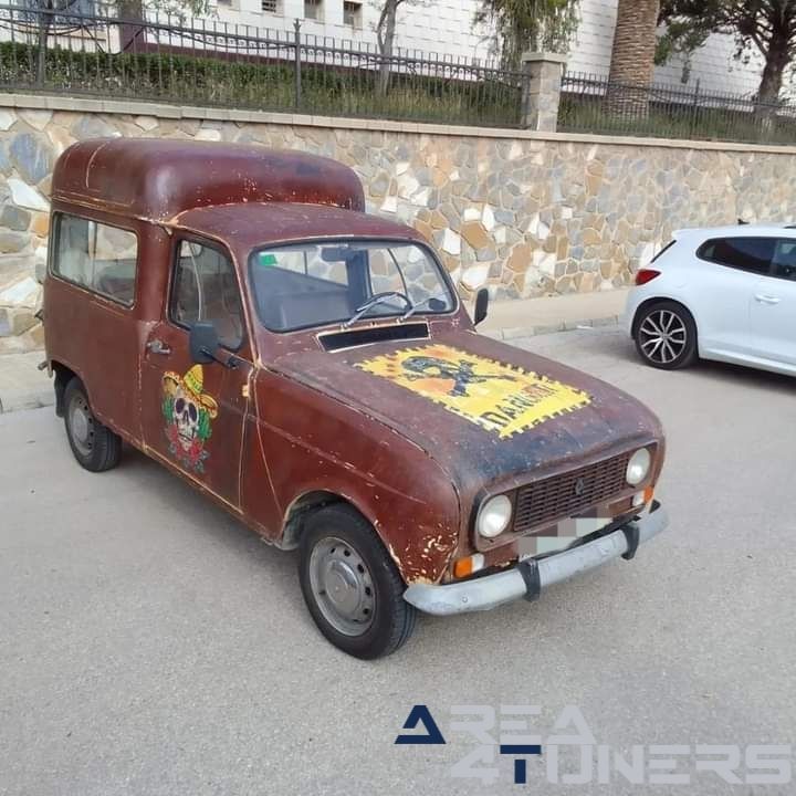 Halloween Sax
Imagen del reportaje de la revista Tuning Area4tuners.es, de la concentración de coches Tuning del año 2024 en Sax, Alicante