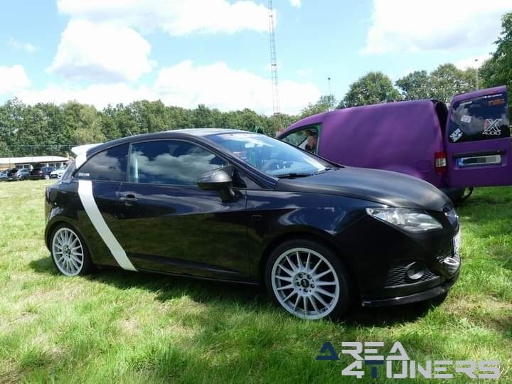 Tuning Meets Balen
Imagen del reportaje de la revista Tuning Area4tuners.es, de la concentración de coches Tuning del año 2024 en Balen, Bélgica.