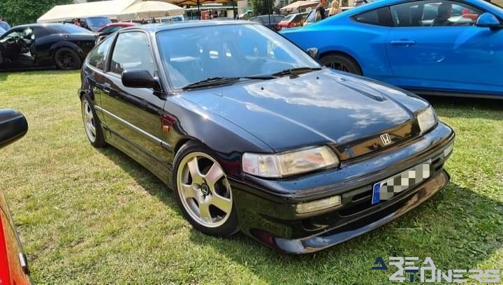 Tuninghoolican
Imagen del reportaje de la revista Tuning Area4tuners.es, de la concentración de coches Tuning del año 2024 en Greiz, Alemania.