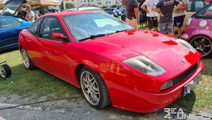 Tuninghoolican
Imagen del reportaje de la revista Tuning Area4tuners.es, de la concentración de coches Tuning del año 2024 en Greiz, Alemania.