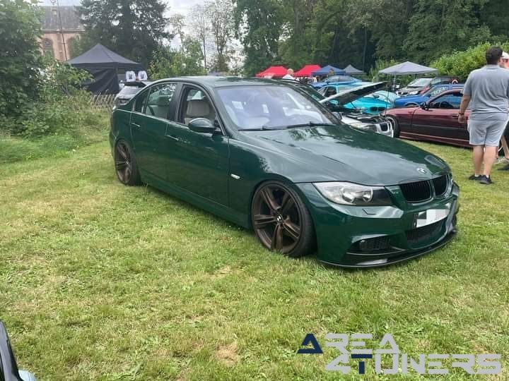 All-Klusiv Attitude 2k24
Imagen del reportaje de la revista Tuning Area4tuners.es, de la concentración de coches Tuning del año 2024 en Froeschwiller, Francia.